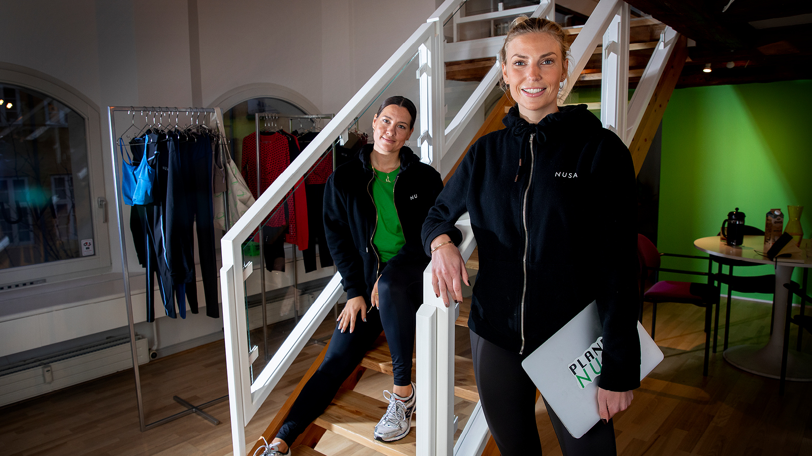 Bliv forvirret sko snave Kristine Esmer og Mille Skat sælger bæredygtigt sportstøj - DI