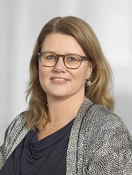 Gitte Vestergaard, Controller
