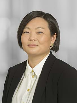 Maia Yoon Skov, Konsulent