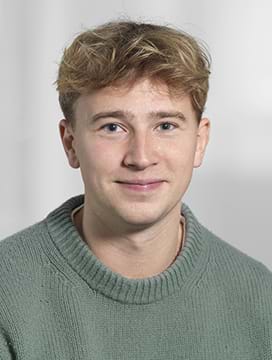 Kristian Lundquist, Studentermedarbejder