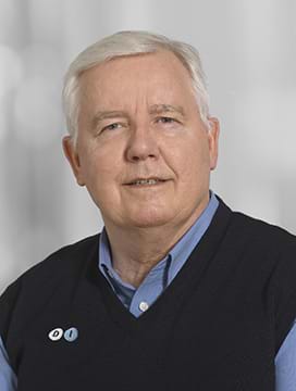 Klaus Jørgen Eriksen, Servicemedarbejder
